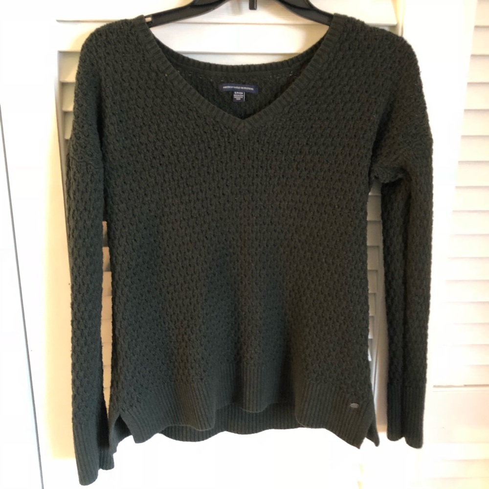 American Eagle Dark Green Sweater